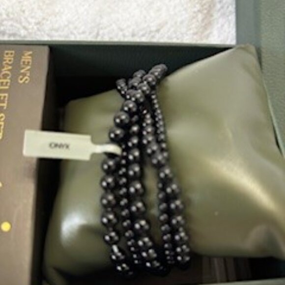 kitsune 5 (separate) strands of men's onyx bead bracelet(s) New in Box - Picture 2 of 4